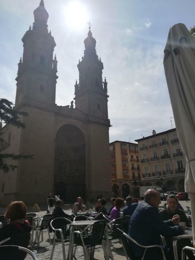 Nerale Loft Downtown Plaza Mercado Logrono Luaran gambar